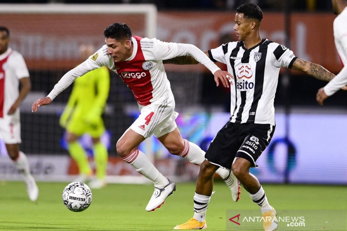 Ajax ditahan imbang tanpa gol oleh Heracles