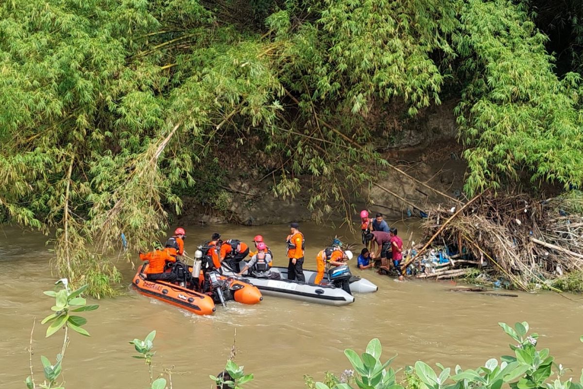 Korban kecelakaan lalu lintas jatuh ke sungai di Pidie ditemukan meninggal