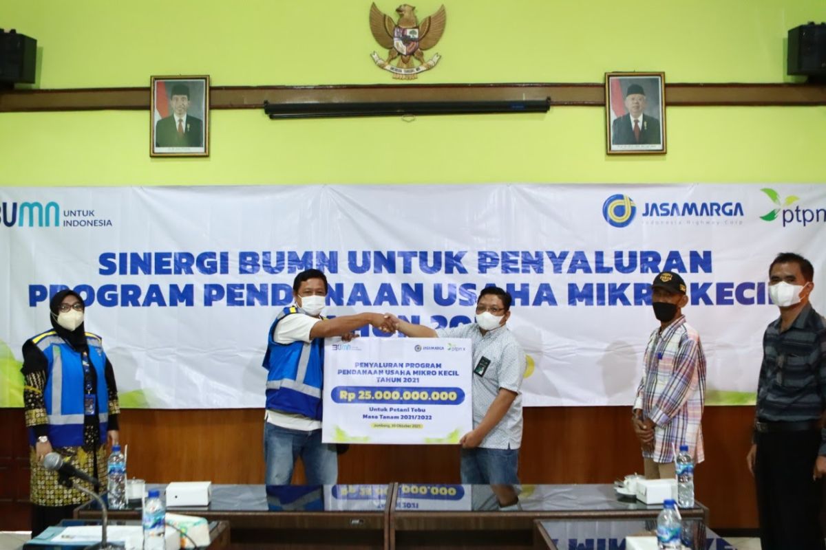 PTPN X gandeng Jasa Marga salurkan Rp25 miliar untuk petani tebu