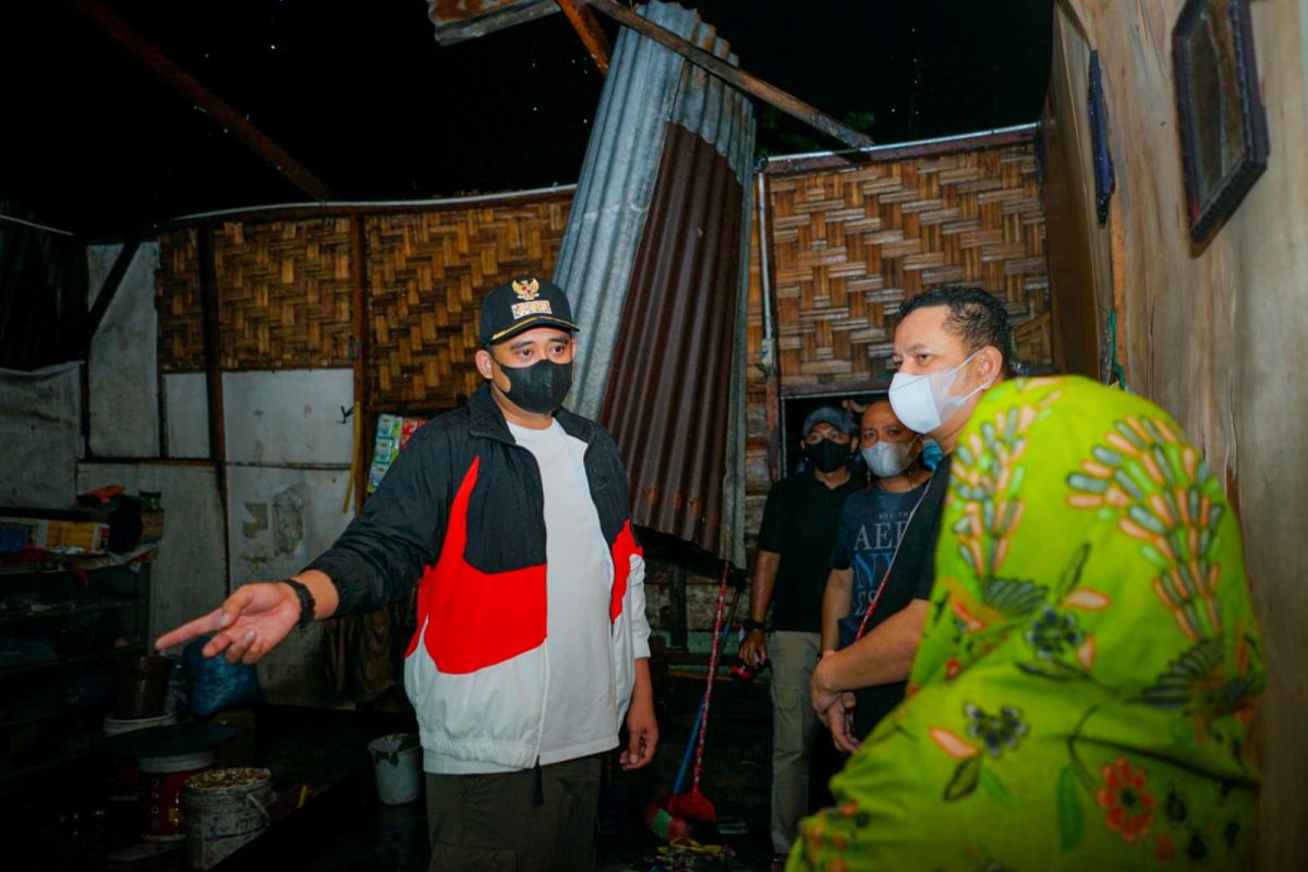 Wali Kota Medan pantau warga korban puting beliung di Denai