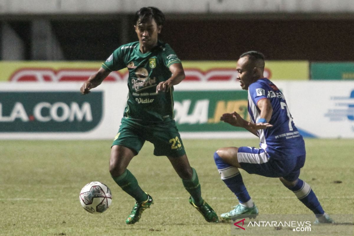 Persiraja bermain imbang lawan Persik 1-1