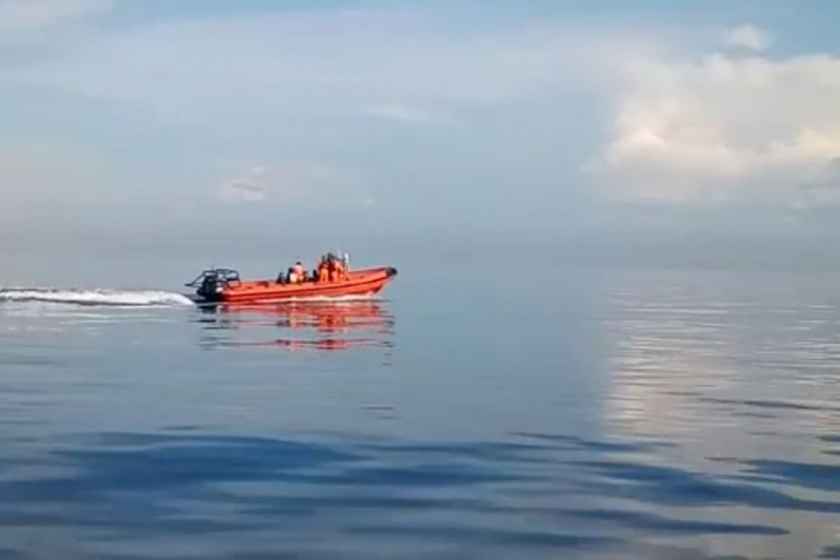 Tim SAR hentikan pencarian tujuh ABK KM Liberty 1 di laut Utara Bali