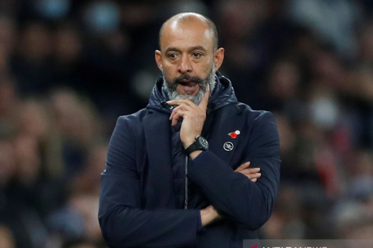 Hanya bertahan empat bulan, Nuno Espirito Santo dipecat Tottenham Hotspur