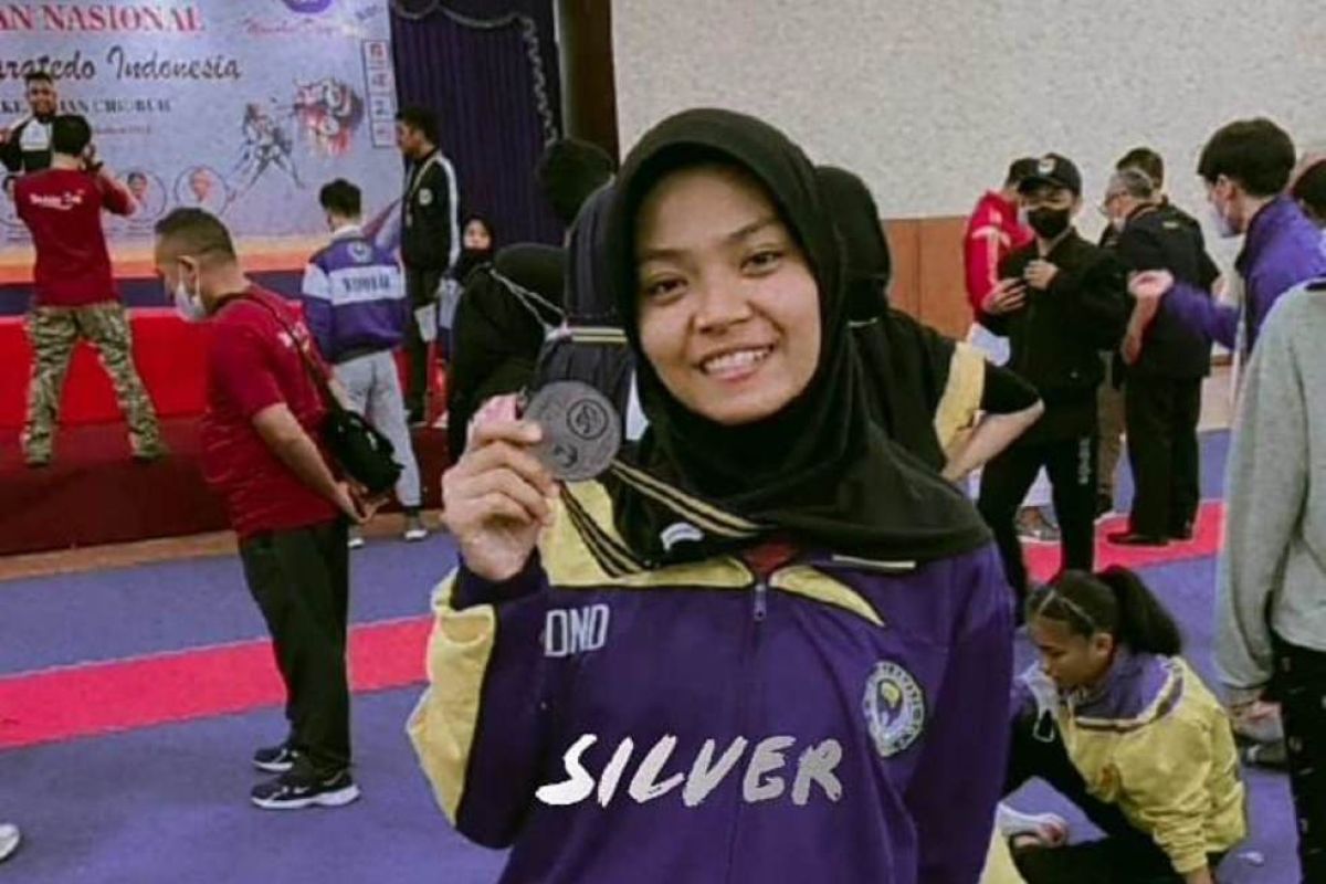 Mahasiswi UIN Palu  raih juara dua kejuaraan nasional karate