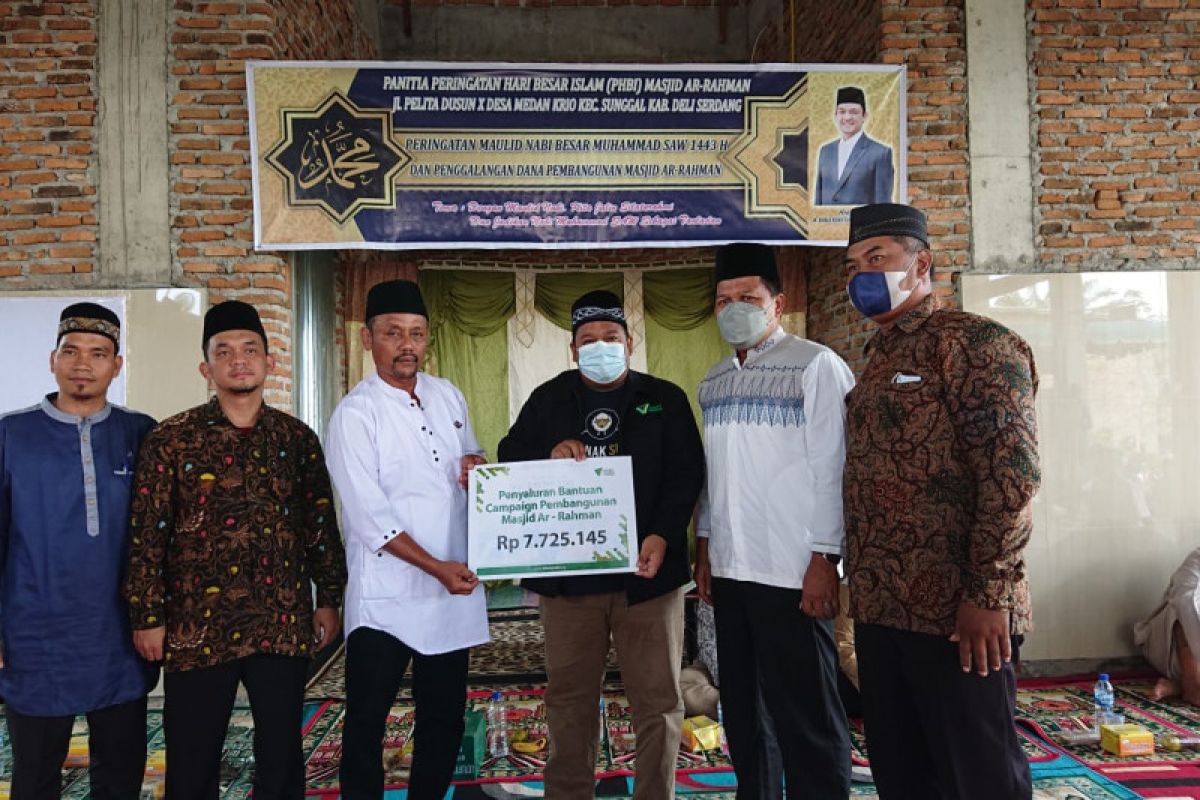 Dompet Dhuafa Waspada serahkan bantuan untuk Masjid Ar-Rahman Medan Krio