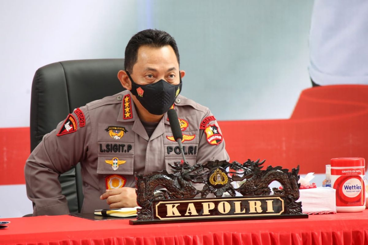 Kapolri Jenderal copot tujuh pejabat Polisi
