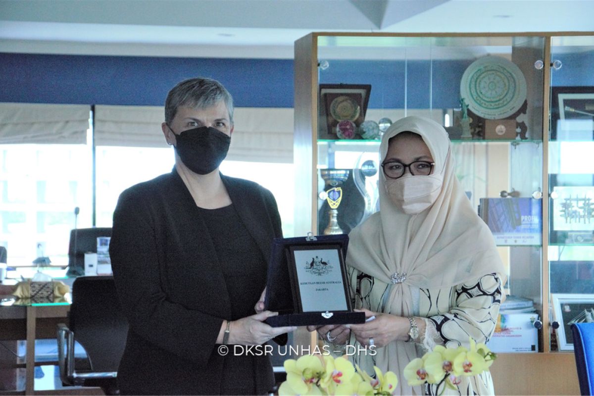 Rektor Unhas dan Dubes Australia perkuat program pendidikan