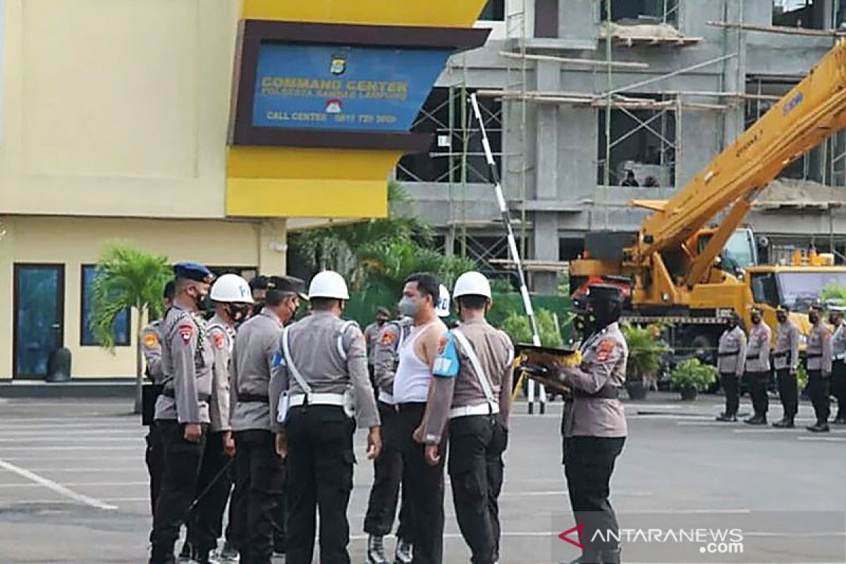 Anggota polisi perampas mobil milik mahasiswa dipecat