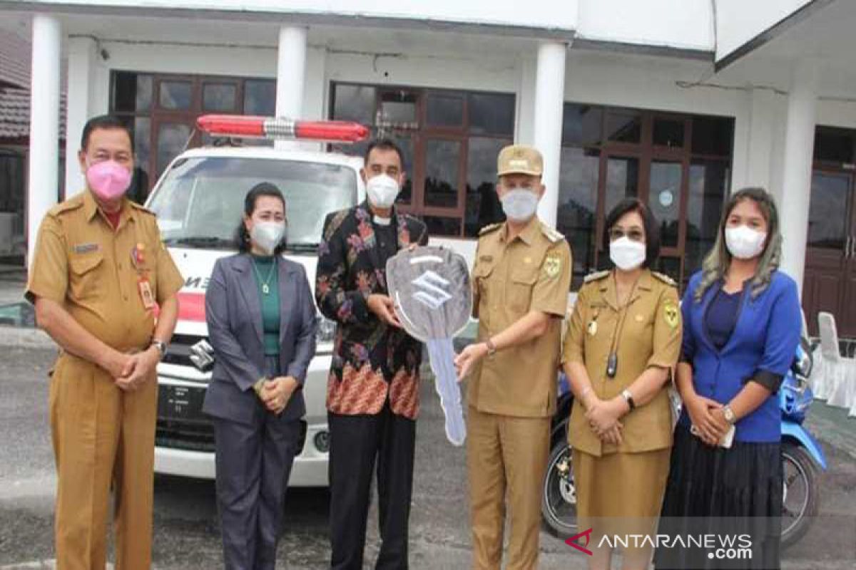 Pemkab Gumas serahkan mobil jenazah kepada GKE Resort Kuala Kurun