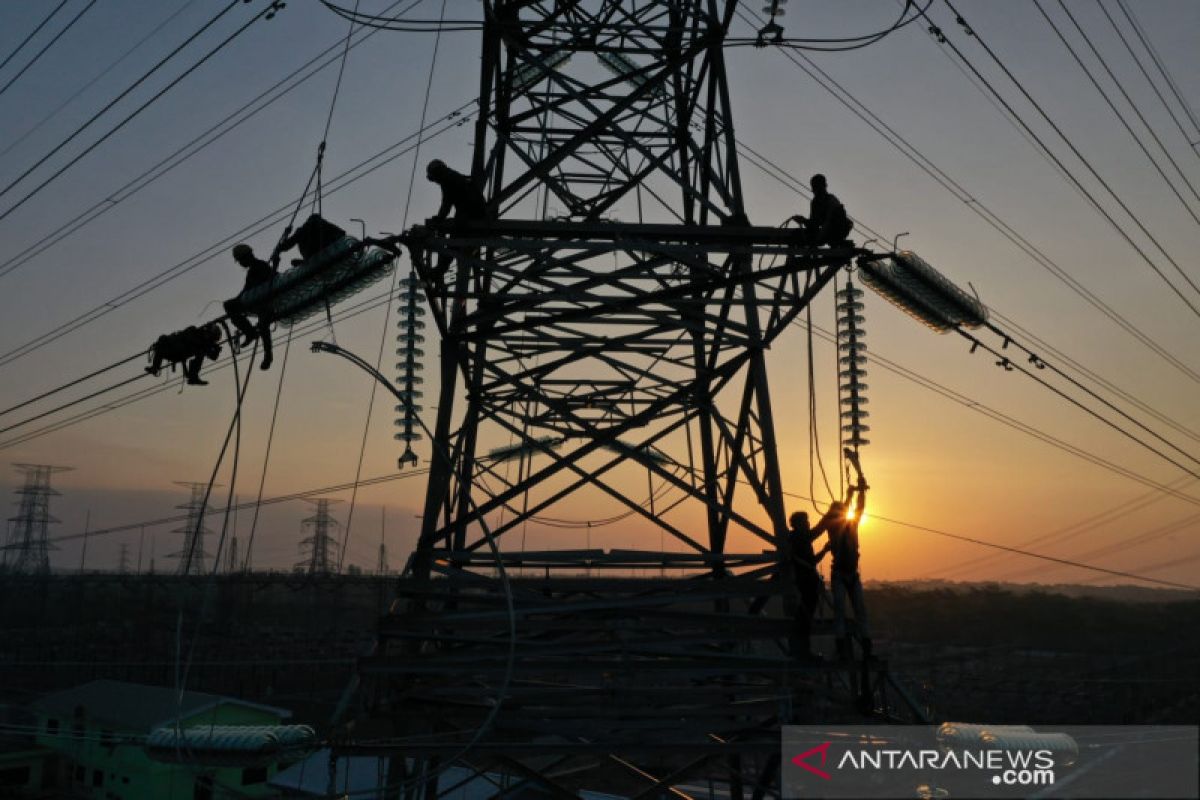 PLN rampungkan tiga proyek listrik tegangan tinggi di Jakarta