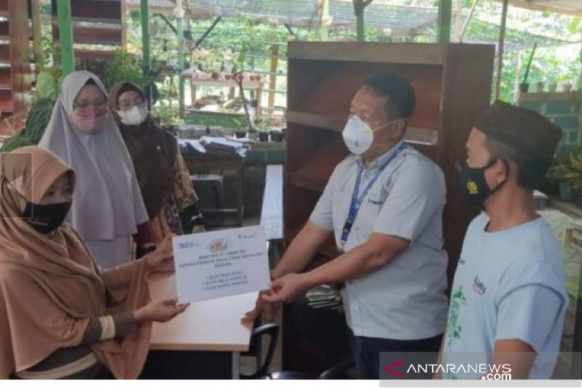 PT Timah bantu pondok bacaan tingkatkan minat baca warga Mentok