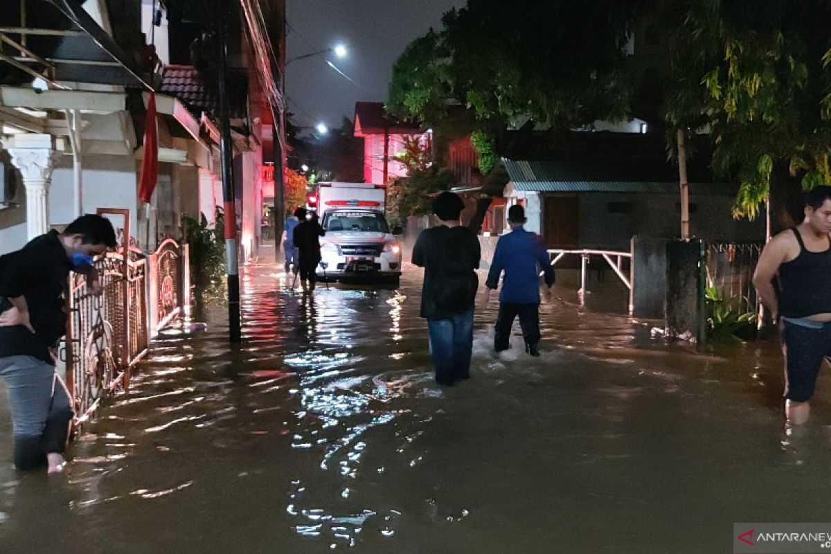 DKI gandeng pemerintah pusat dan daerah tetangga untuk atasi banjir