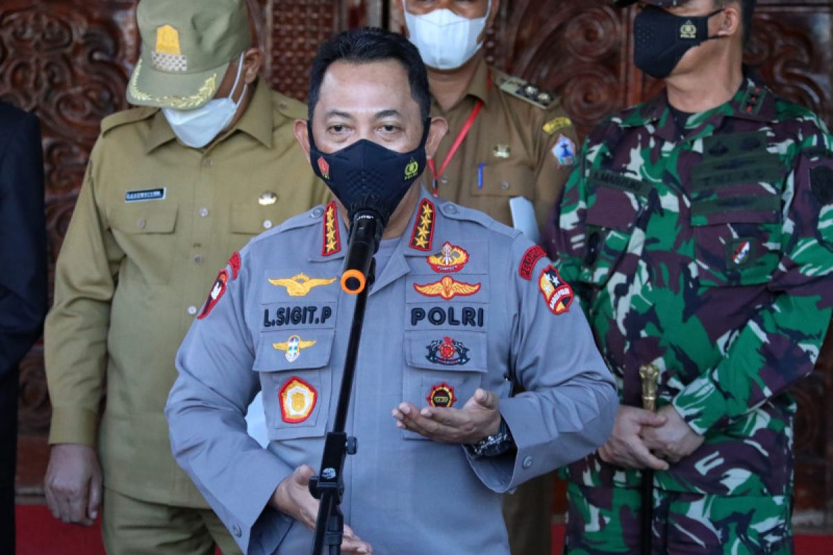 Kapolri minta TNI-Polri bersinergi percepat vaksinasi di Aceh