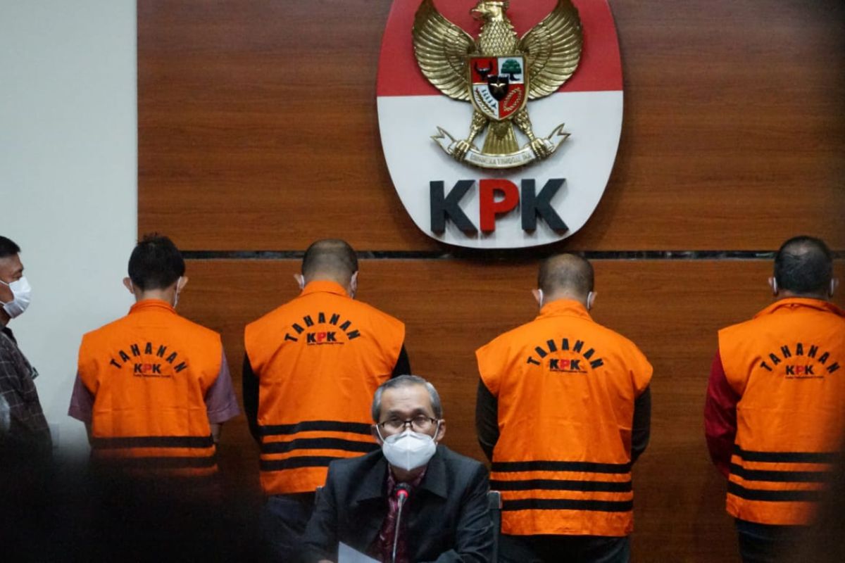 KPK dalami aktivitas keuangan perusahaan pemberi uang kepada Bupati Musi Banyuasin nonaktif Dodi Reza Alex Noerdin