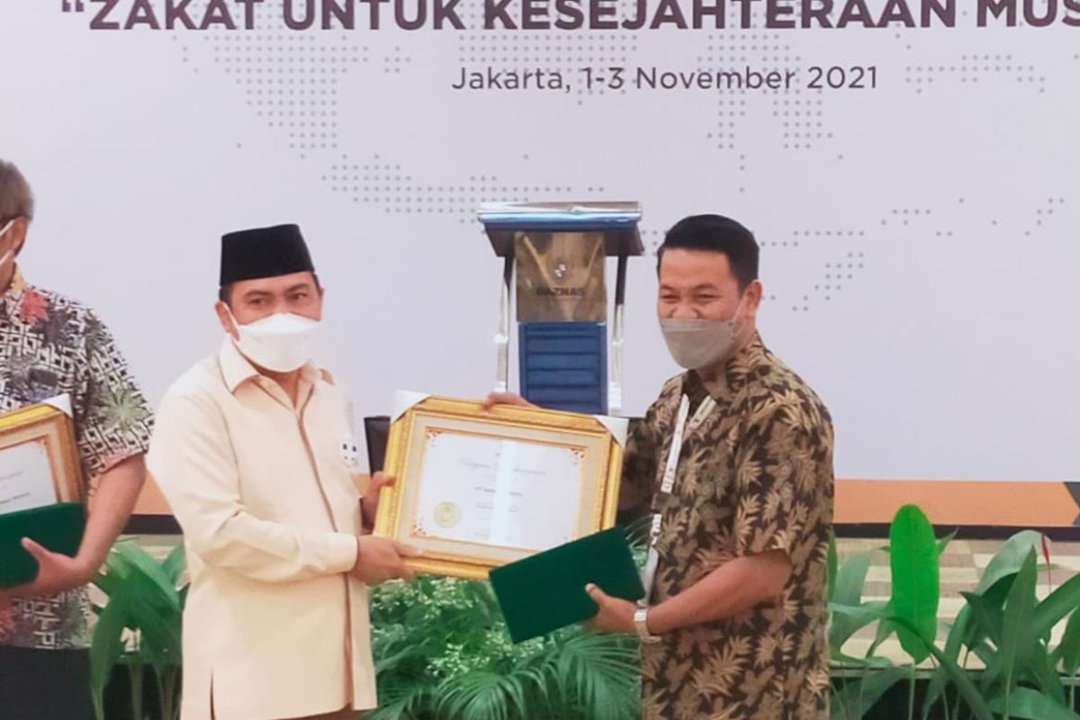 UPZ Baznas PT Semen Padang terima dua penghargaan dari Baznas RI