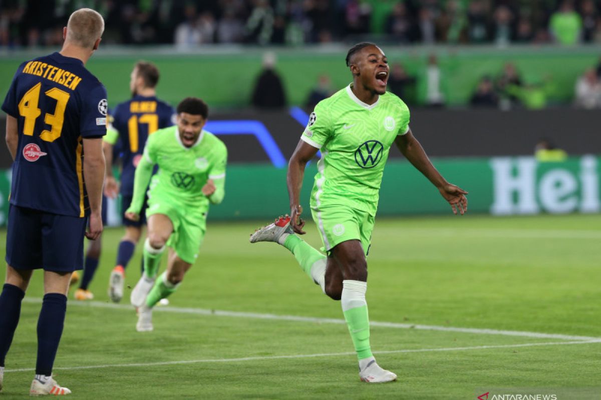 Wolfsburg sukses atasi RB Salzburg 2-1