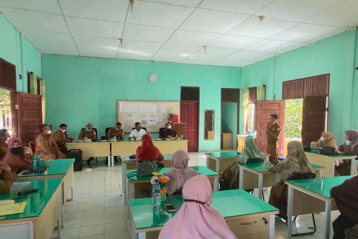 Masih ada sekolah SMA/sederajat di Aceh Jaya kekurangan guru