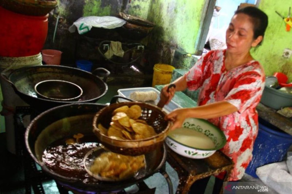 Minyak goreng jadi komoditas penyumbang terbesar inflasi Oktober 2021 di Kota Madiun
