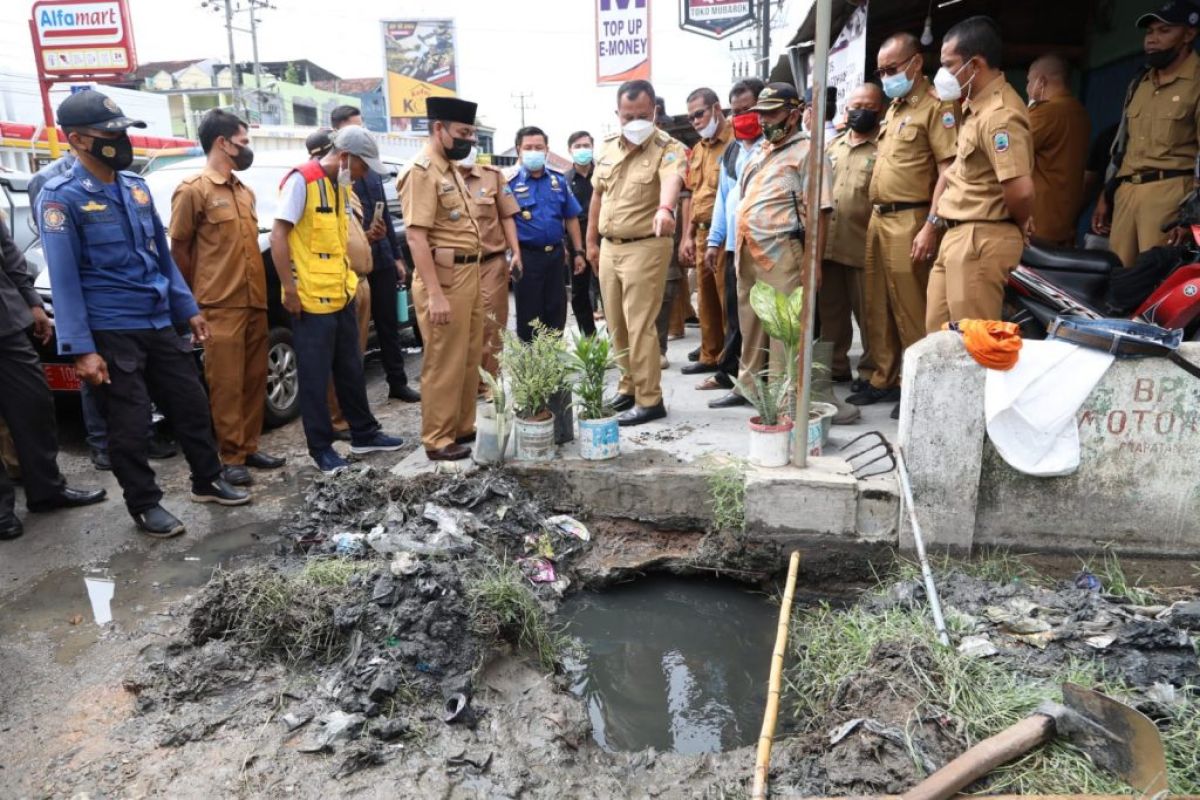 Bupati Lampung Selatan tinjau lokasi banjir di Kecamatan Natar