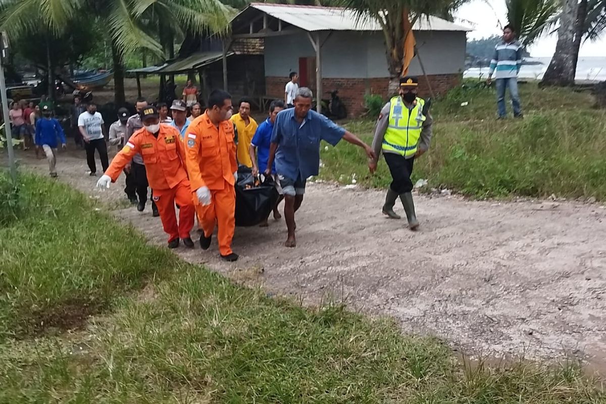 Nelayan tenggelam di Perairan Trenggalek ditemukan meninggal