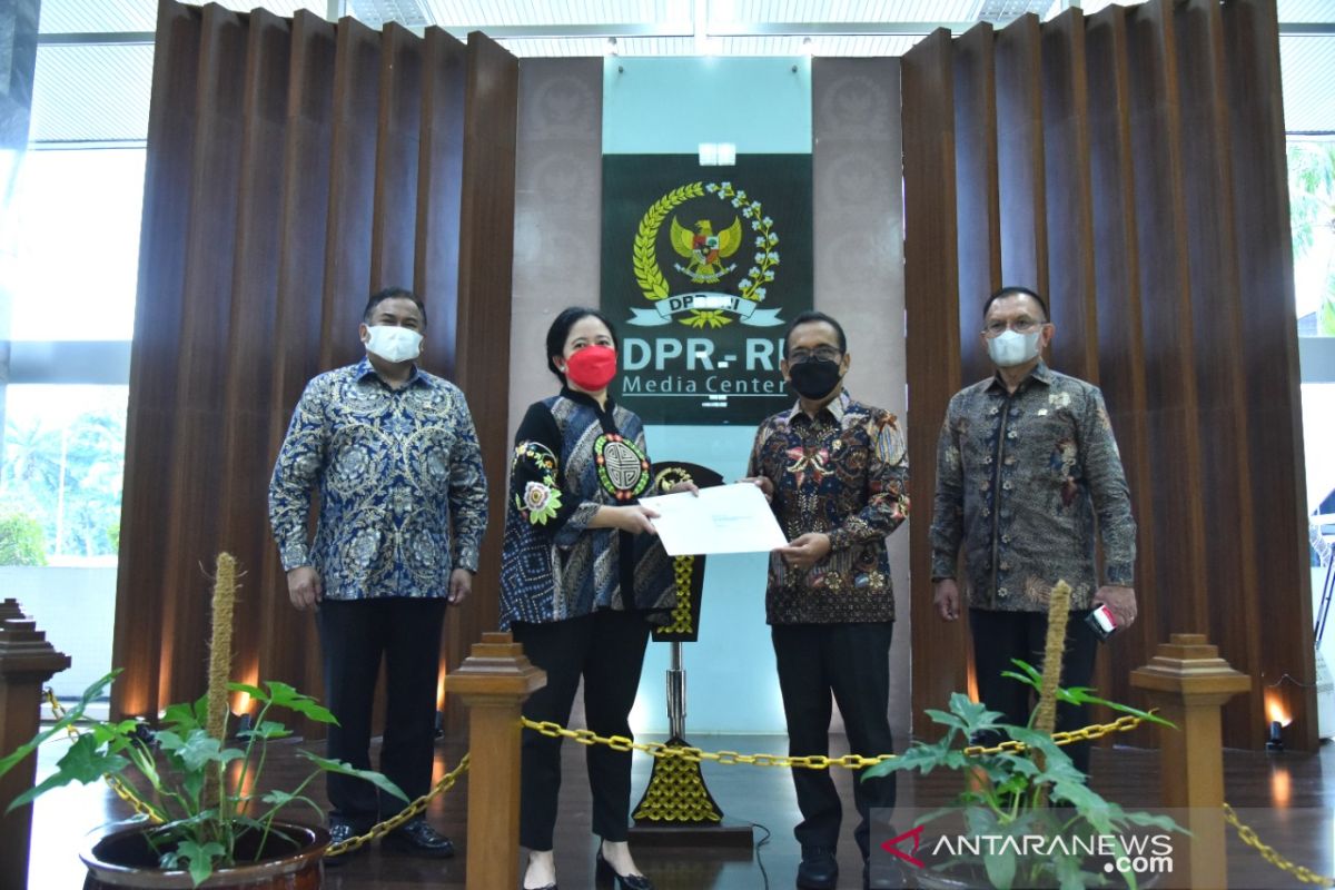 DPR perhatikan berbagai aspek terkait usulan calon Panglima TNI