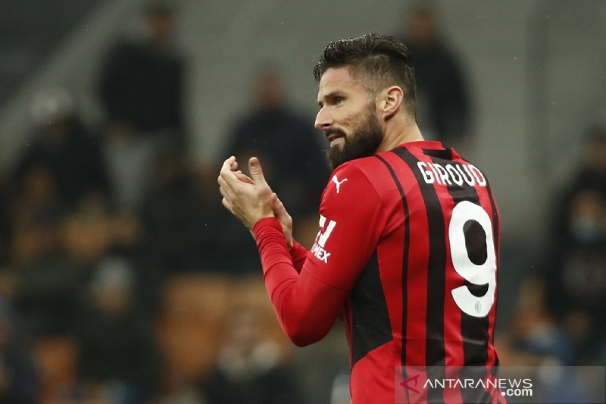 Olivier Giroud akui Milan belum terbiasa dengan Liga Champions