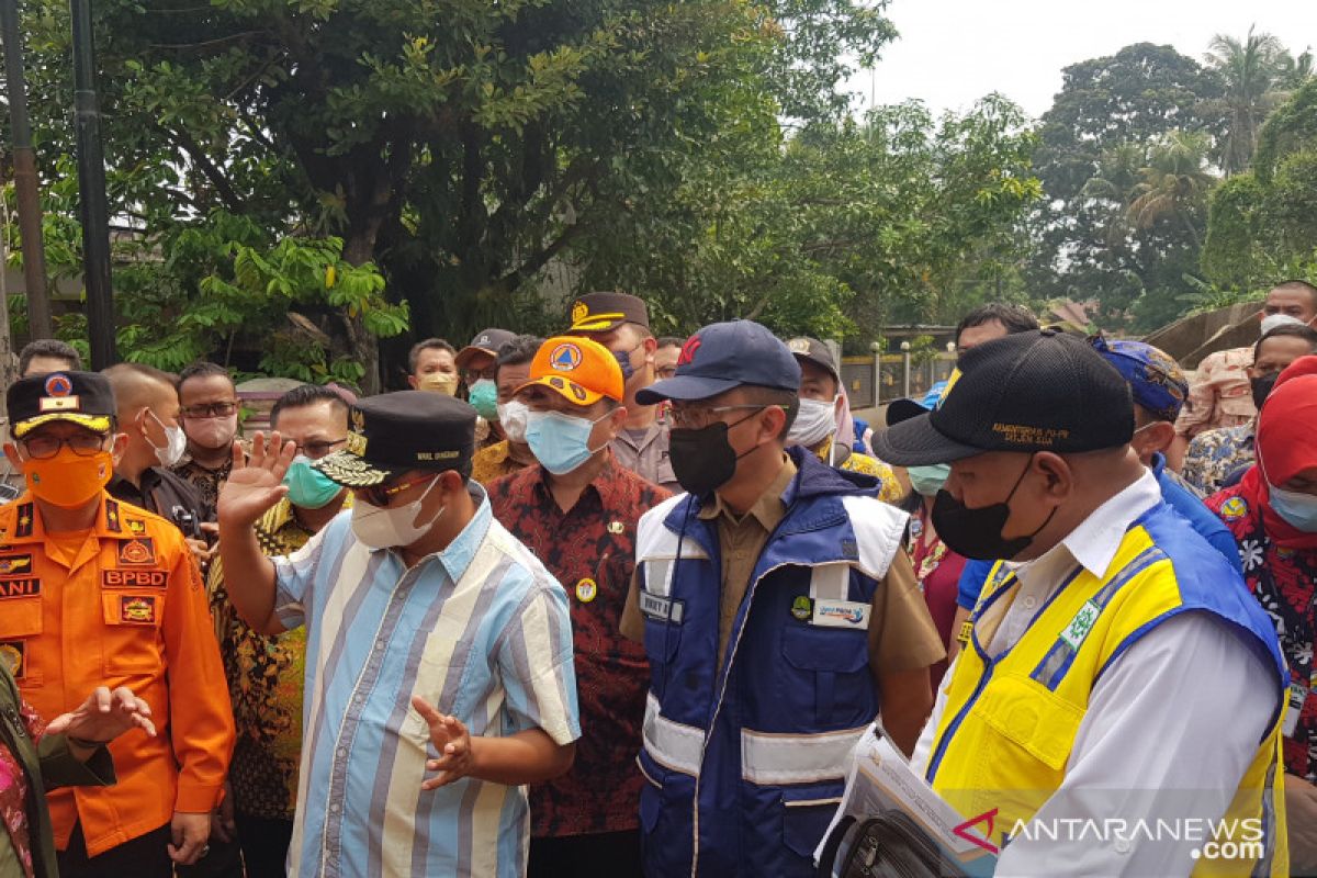 Wagub Jabar minta saran penanganan banjir di Nasio Bekasi dikerjakan