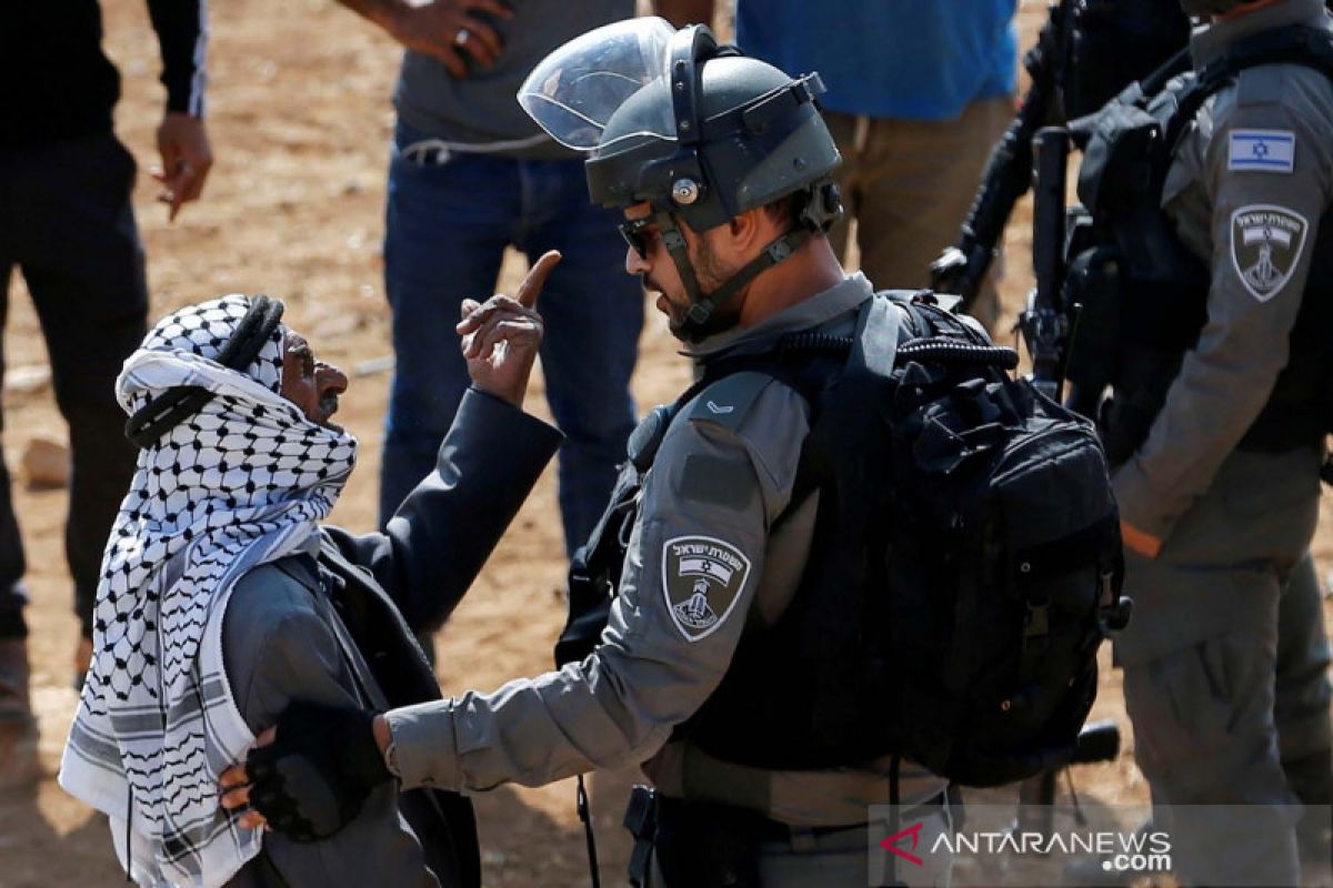 Israel tahan 14 warga Palestina dari berbagai wilayah di Tepi Barat