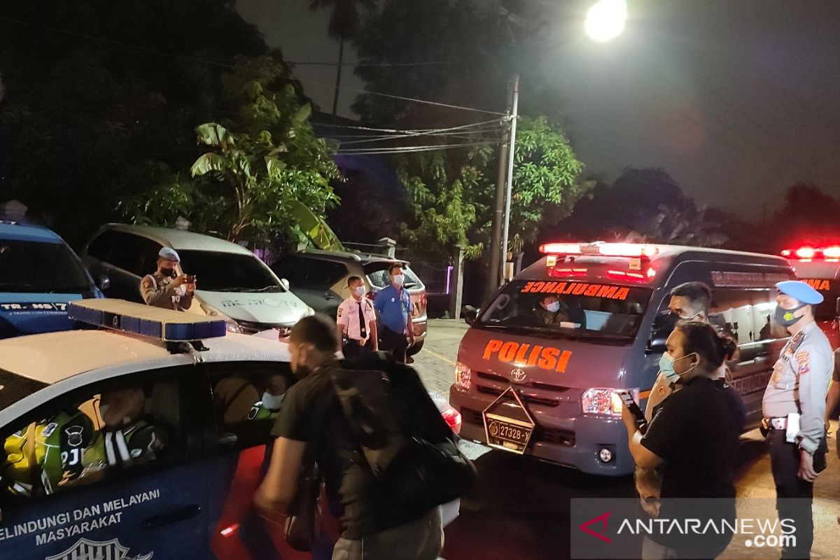 Vanessa Angel dan suami tewas kecelakaan di Tol Jombang, pengemudi diperiksa polisi