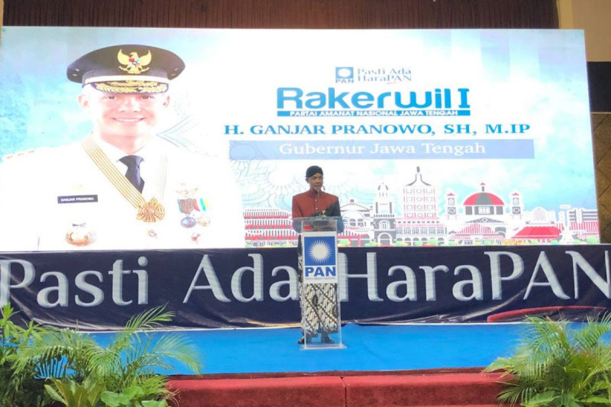 Ganjar Pranowo hadiri Rakerwil PAN Jateng