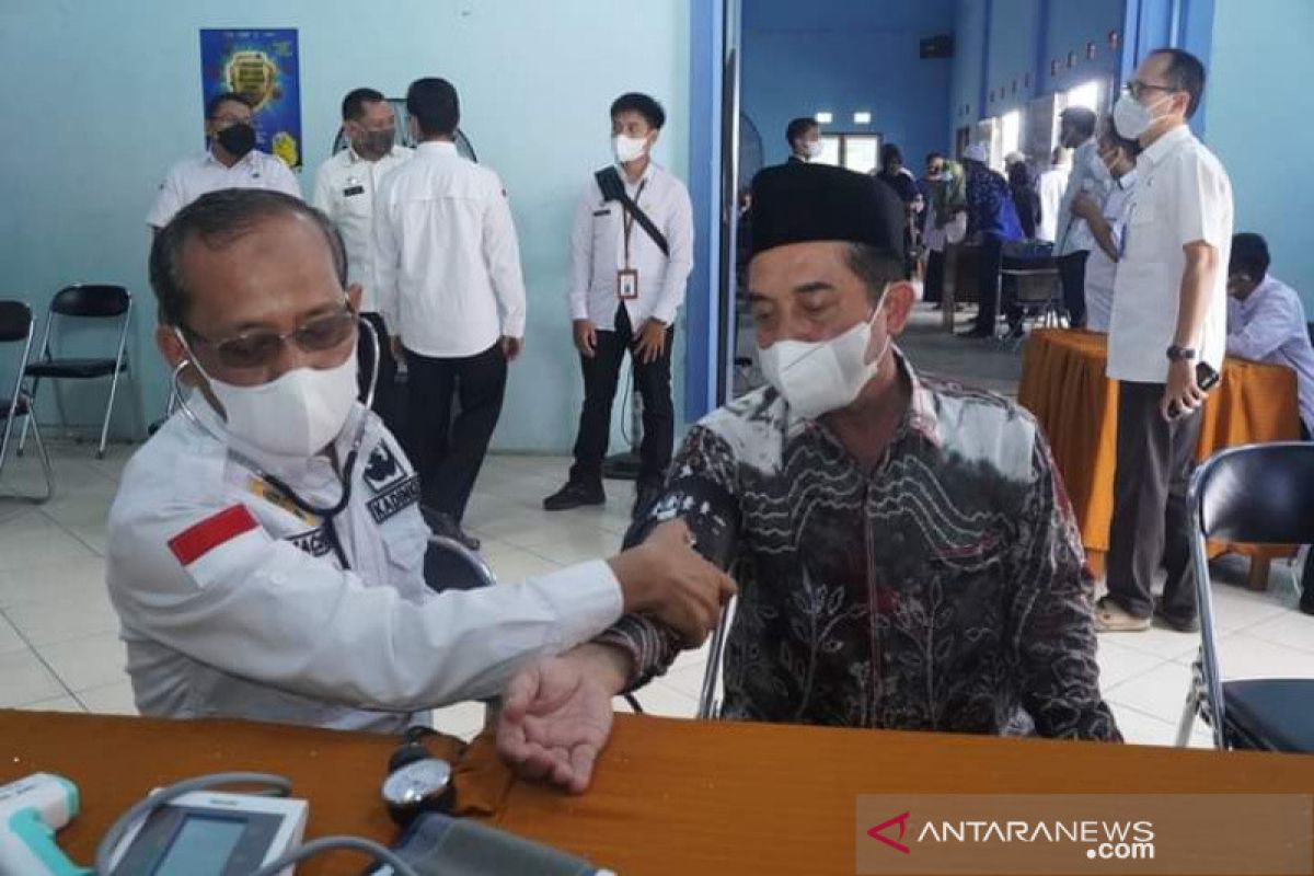 Banjarmasin percepat vaksinasi, targetkan 70 persen pada HKN