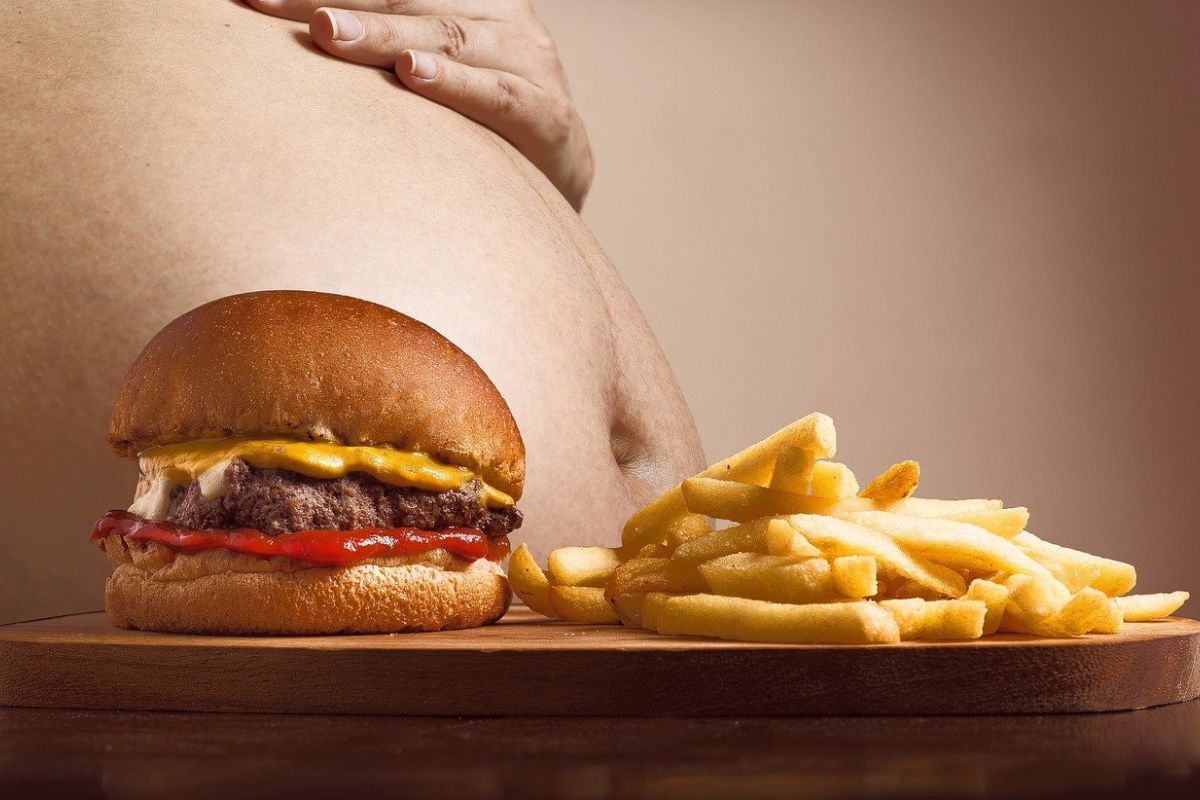 Healthy diet, physical activity can help prevent obesity: expert