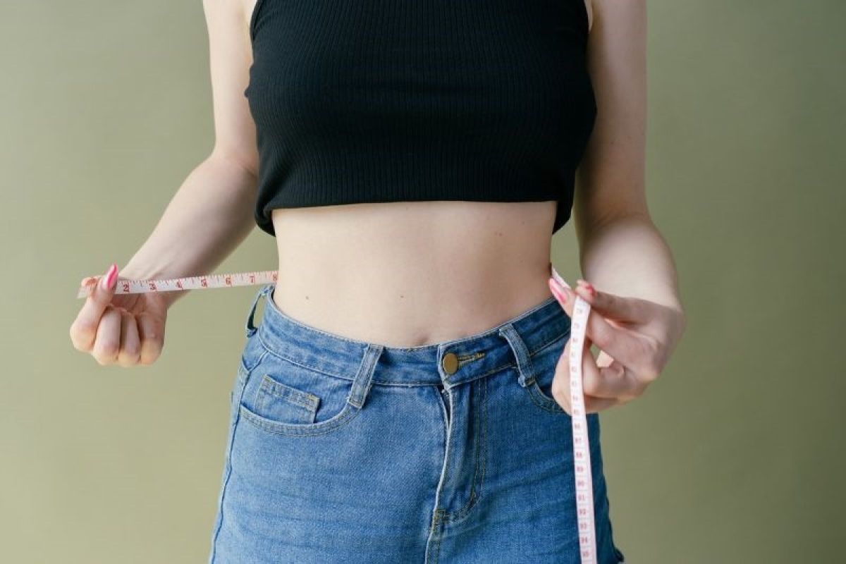 Ukur lingkar pinggang cara mudah untuk tentukan obesitas