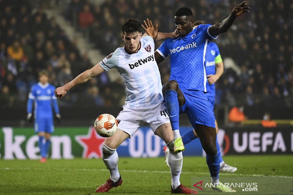 Tren sapu bersih West Ham dihentikan Genk dengan imbang 2-2