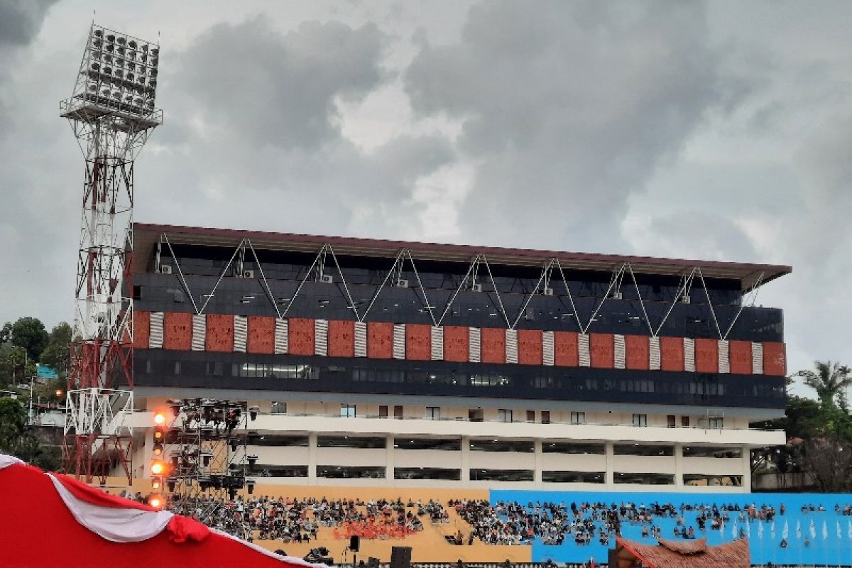 Penonton Stadion Mandala Jayapura sudah paham pentingnya prokes COVID-19