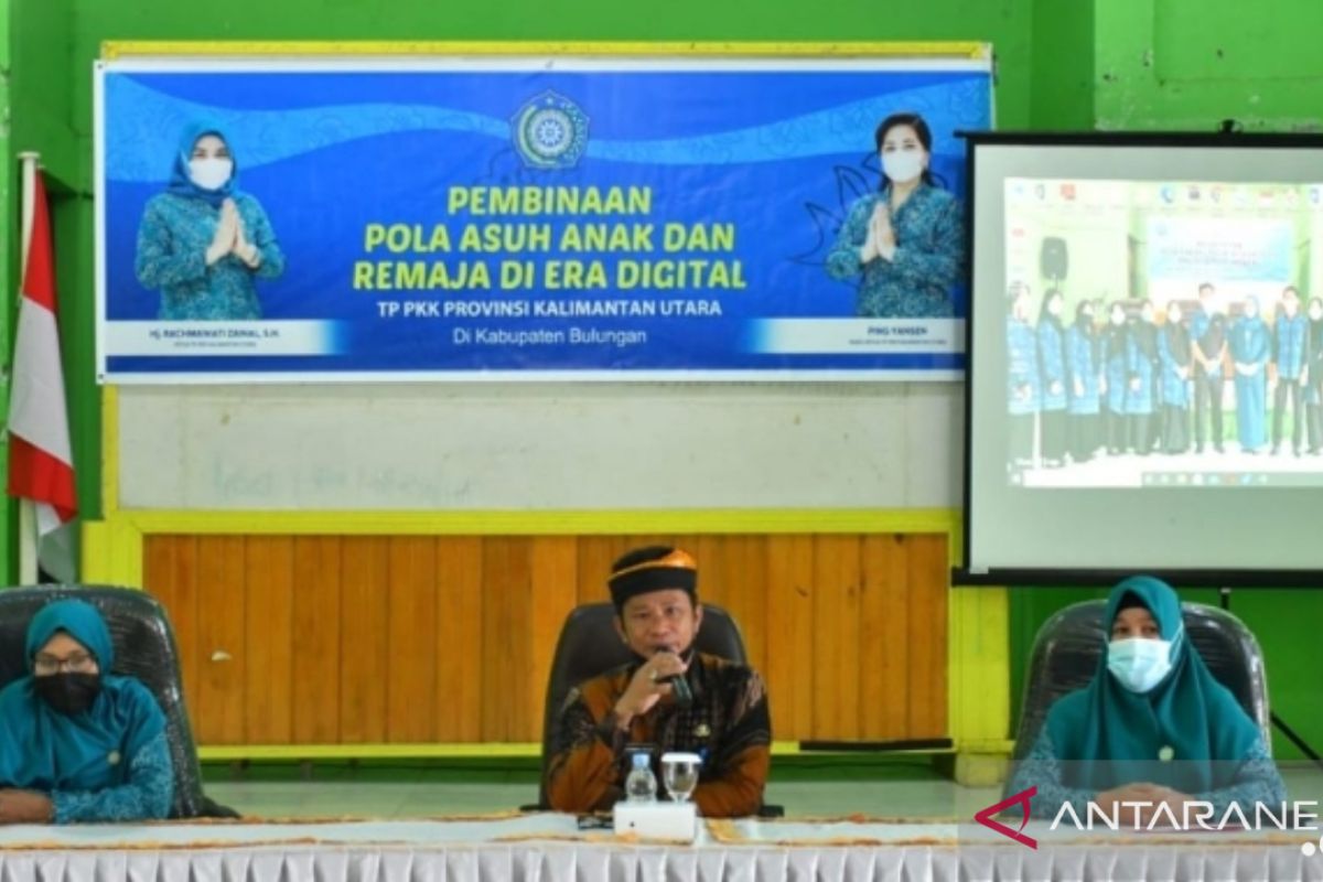 TP-PKK Kaltara Mengajarkan Pola Asuh Anak di Era Digital