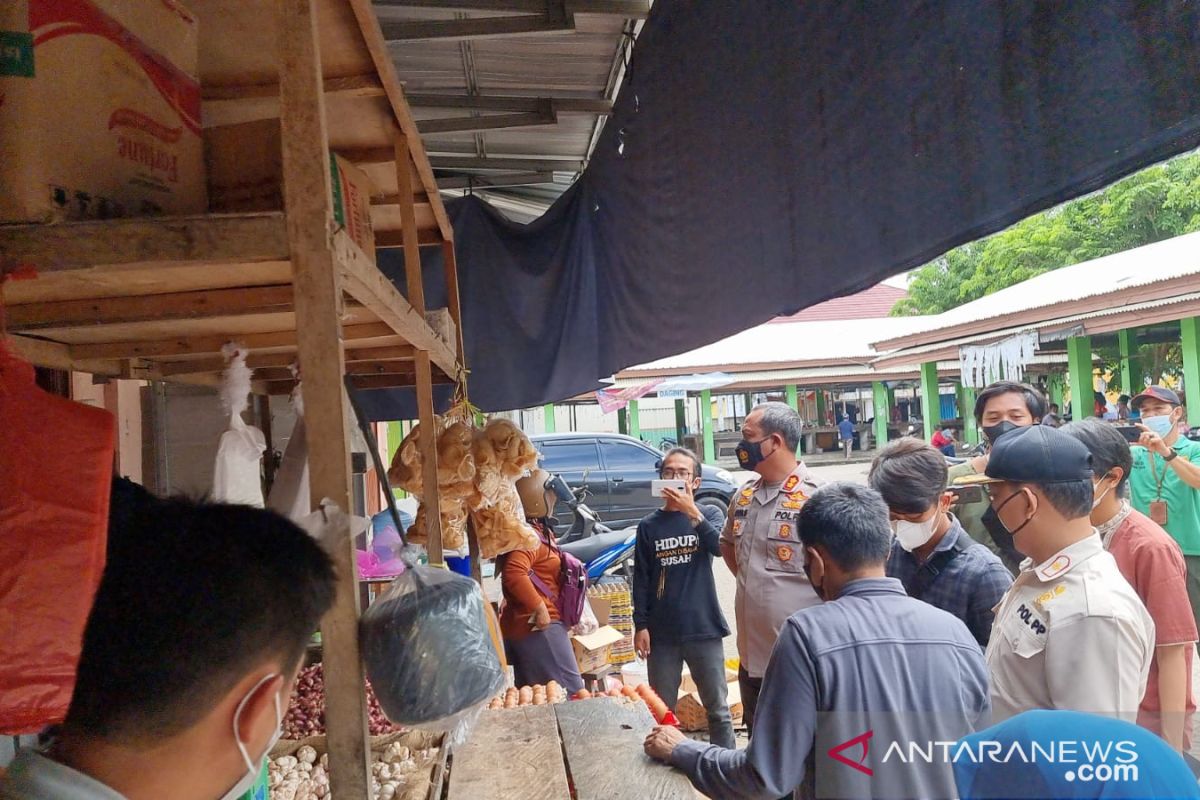 Polres Bangka Barat sidak Pasar Mentok dan distributor