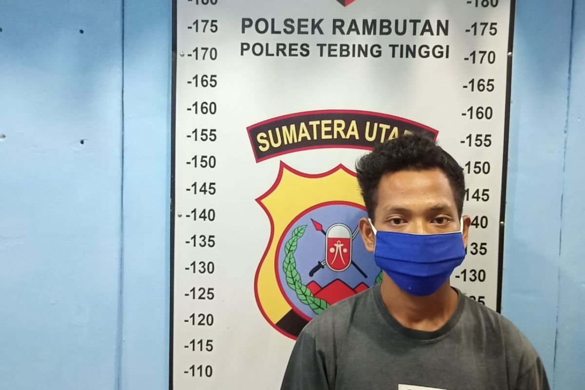 Polisi Tebing Tinggi ciduk pencuri besi pembatas jalan tol