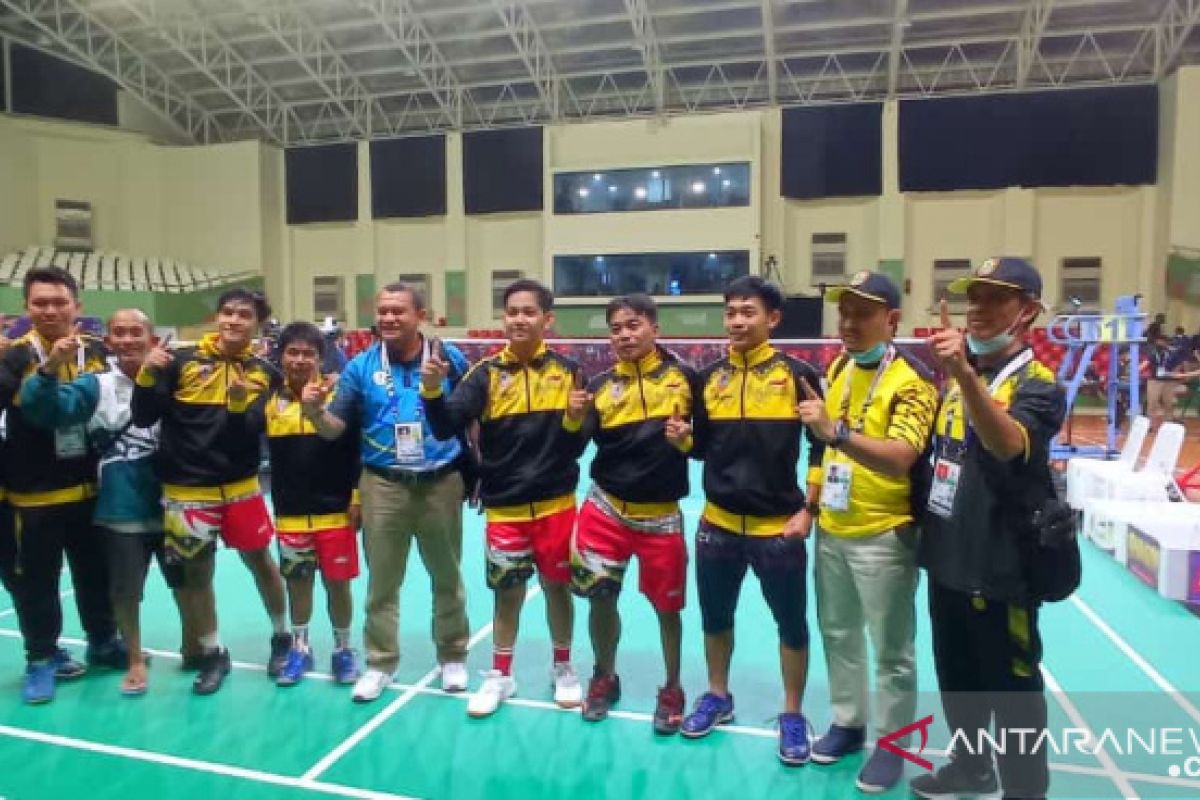Athletic, badminton secure first gold for South Kalimantan