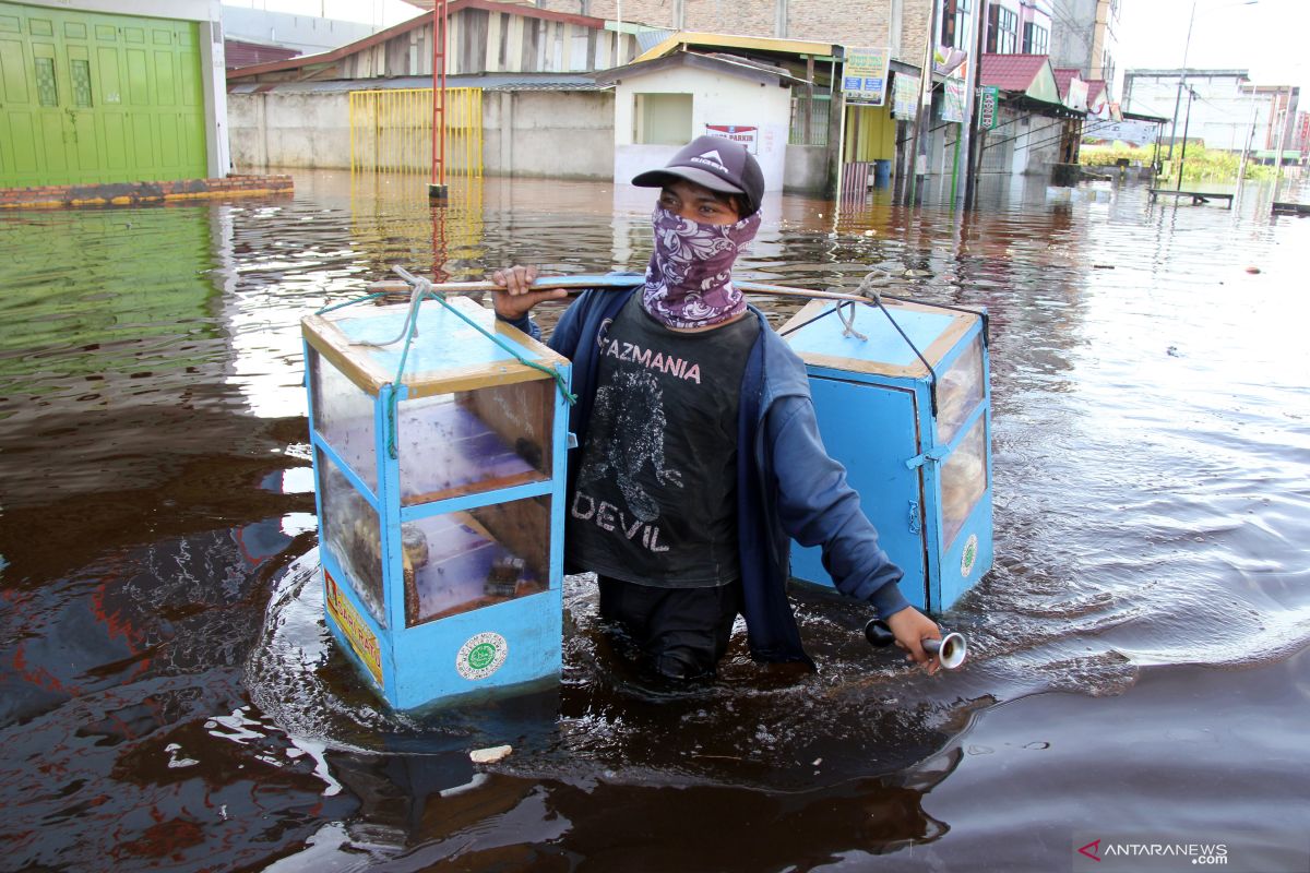 DPRD Riau imbau perusahaan berkontribusi tanggulangi banjir