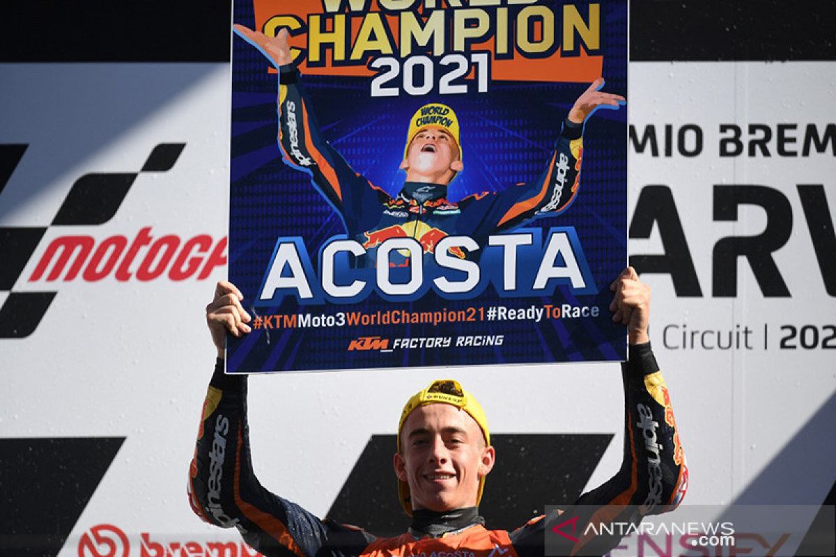 Pedro Acosta juara dunia Moto3 di usia 17 tahun