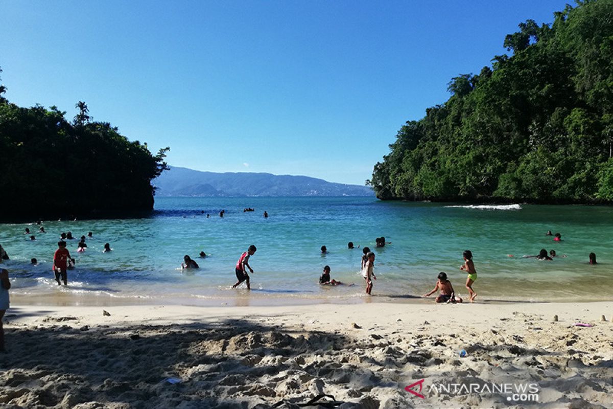 Pantai Pasir 2 Holtekamp jadi jujukan baru wisata masyarakat