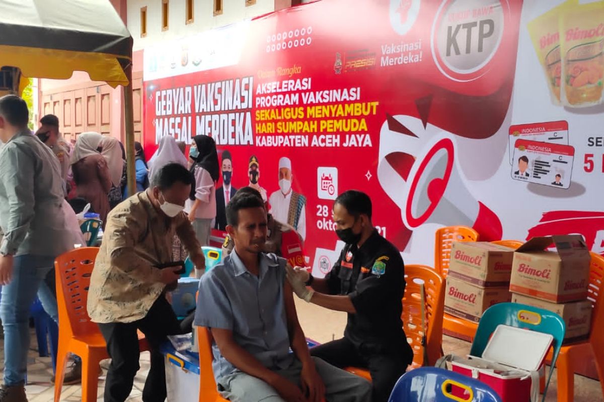 Dinkes Aceh Jaya distribusikan vaksinasi ke Puskesmas