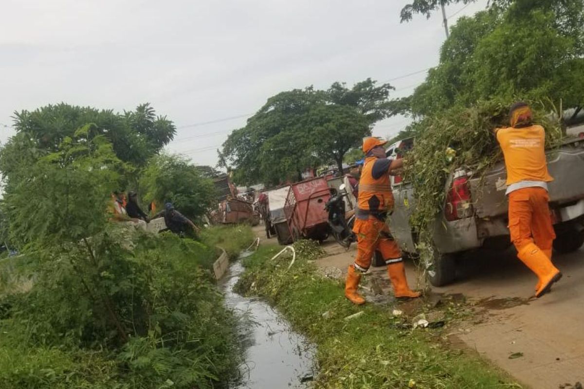 Genangan air di  Jalan RE Martadinata Jakarta Utara sudah surut