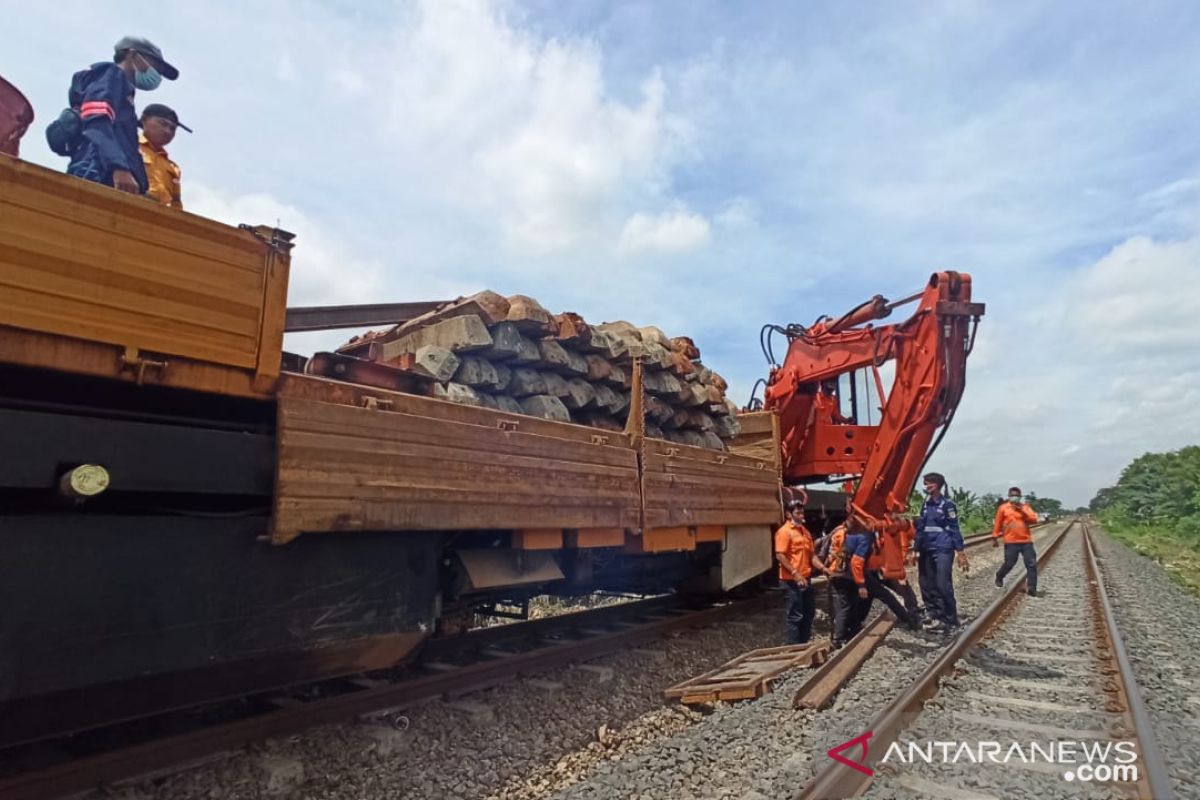 KAI Daop 1 Jakarta siapkan alat material antisipasi cuaca ekstrem