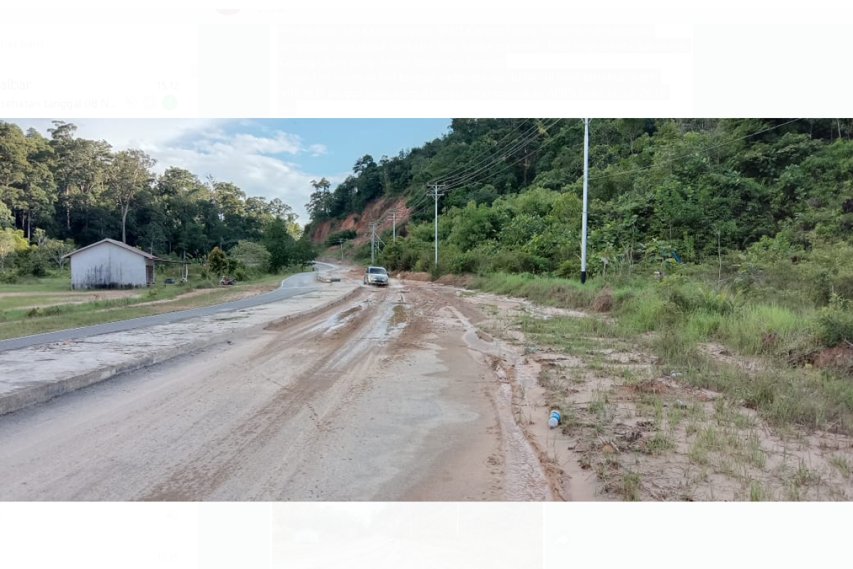 Warga diimbau agar berhati-hati saat melewati jalan lingkar Sukadana