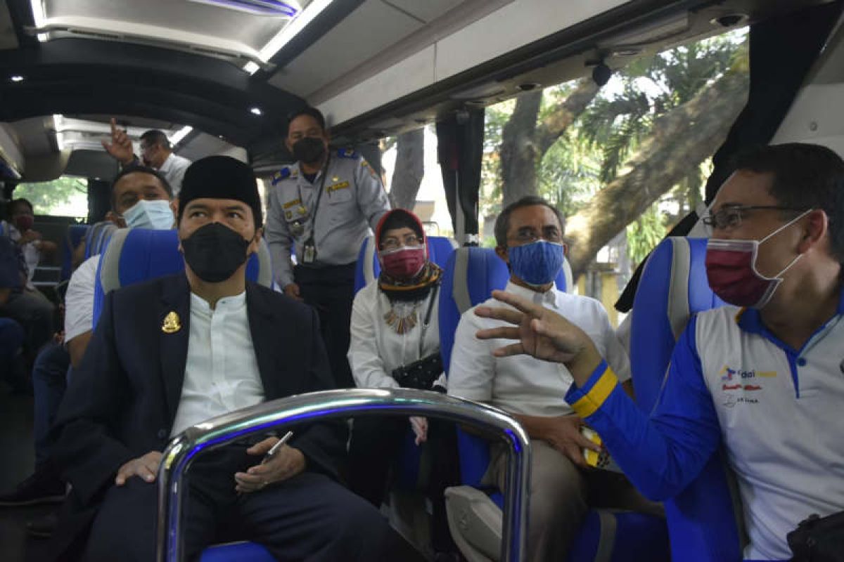 Undip Semarang kembangkan bus pintar anti-COVID