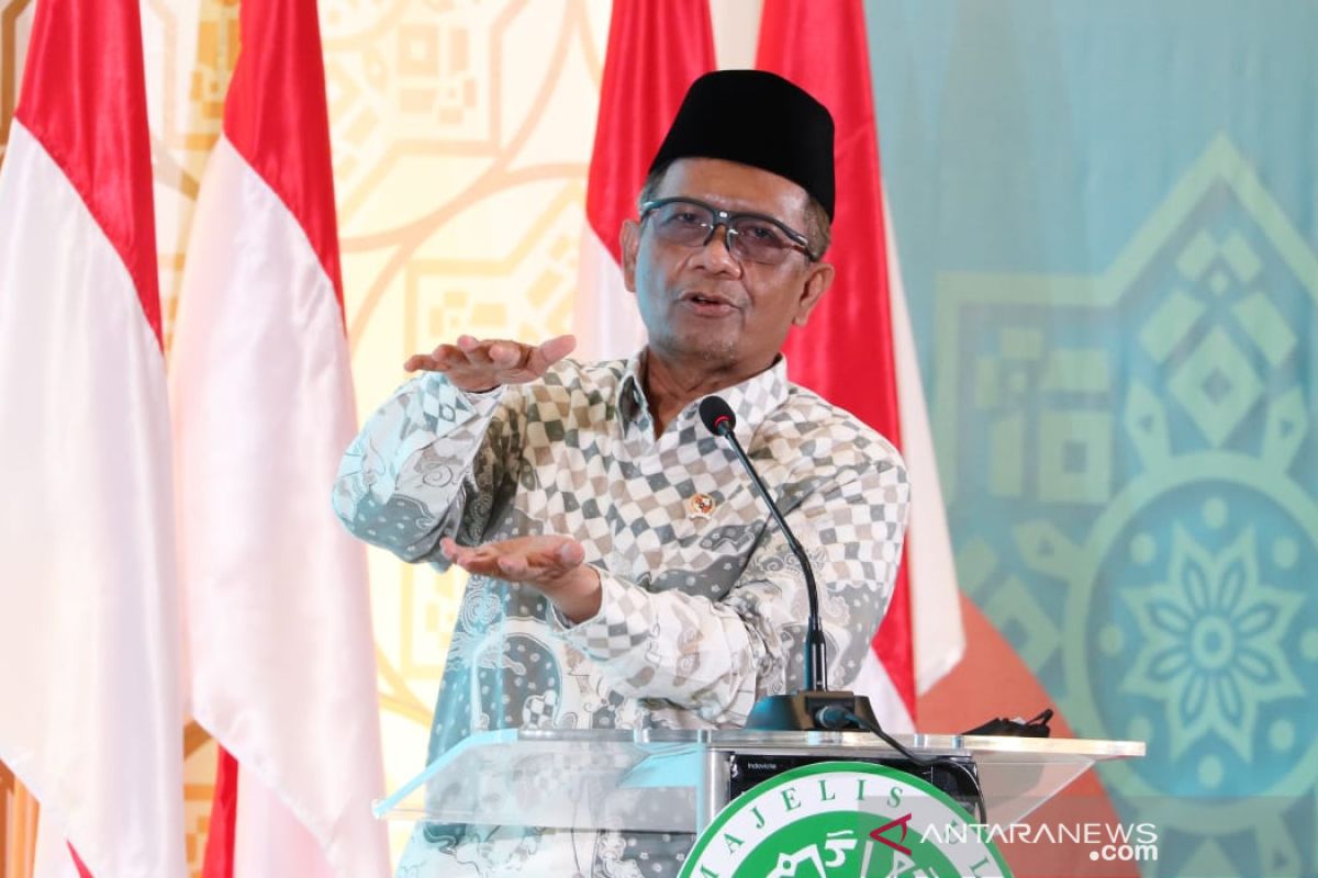 Mahfud MD bicara tentang penerapan Syariah Islam di Ijtima' Ulama