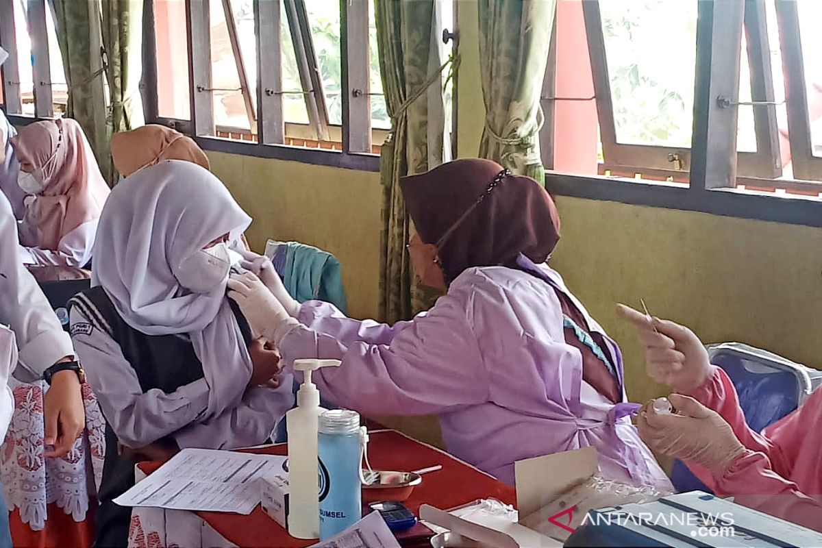 Sumsel kejar cakupan vaksinasi COVID-19 pelajar persiapan PTM