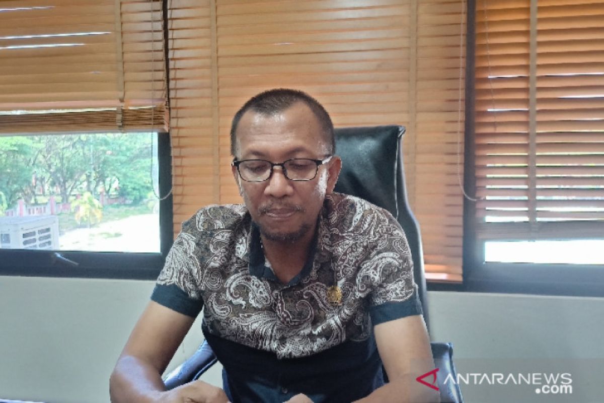 DPRD Parigi  dukung daerah potensial jadi wilayah tambang rakyat